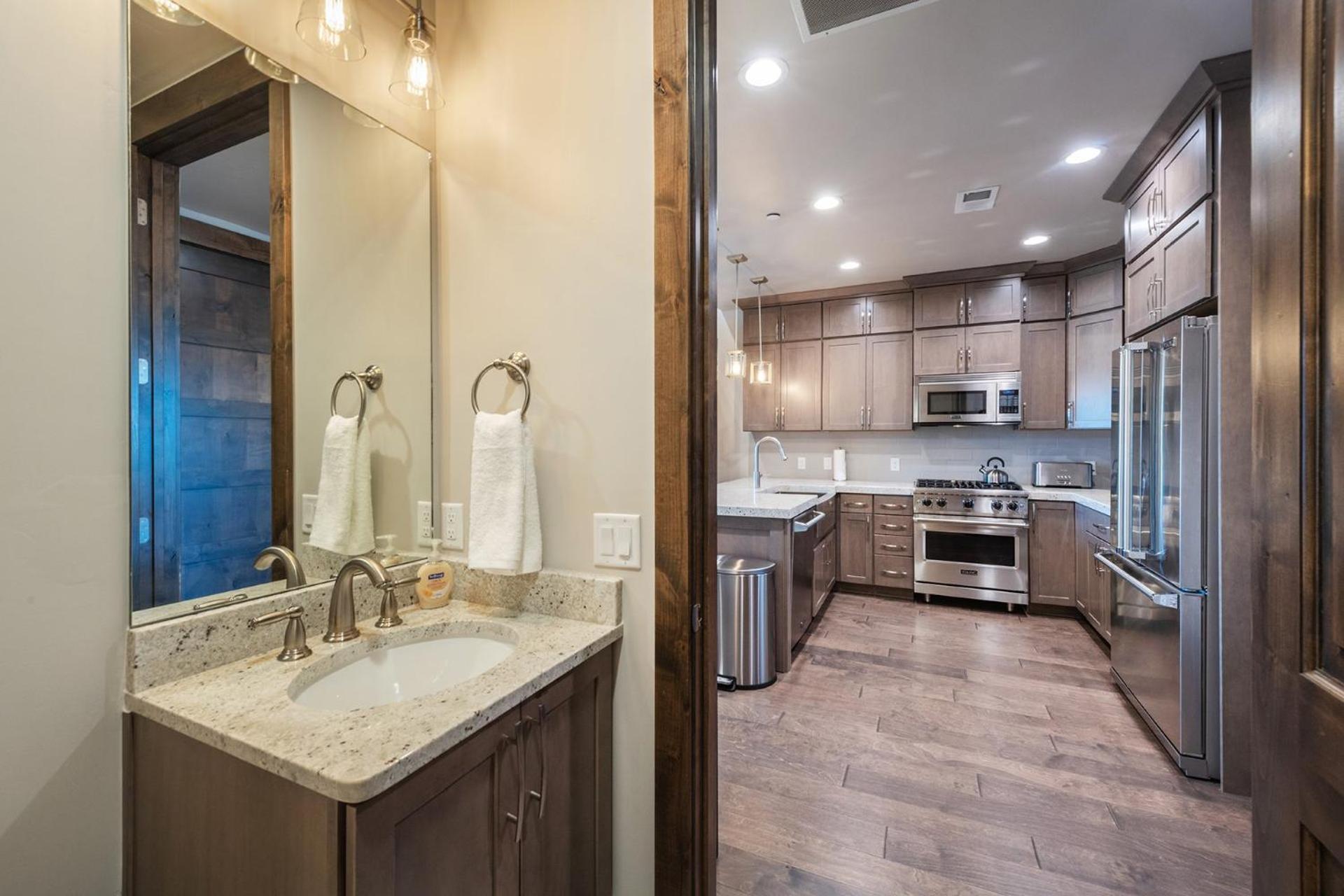 Blackstone Luxury 2Br, Walk To Skiing At Cabriolet, Mountain View, Shared Pool And Hot Tub, Gym Παρκ Σίτι Εξωτερικό φωτογραφία