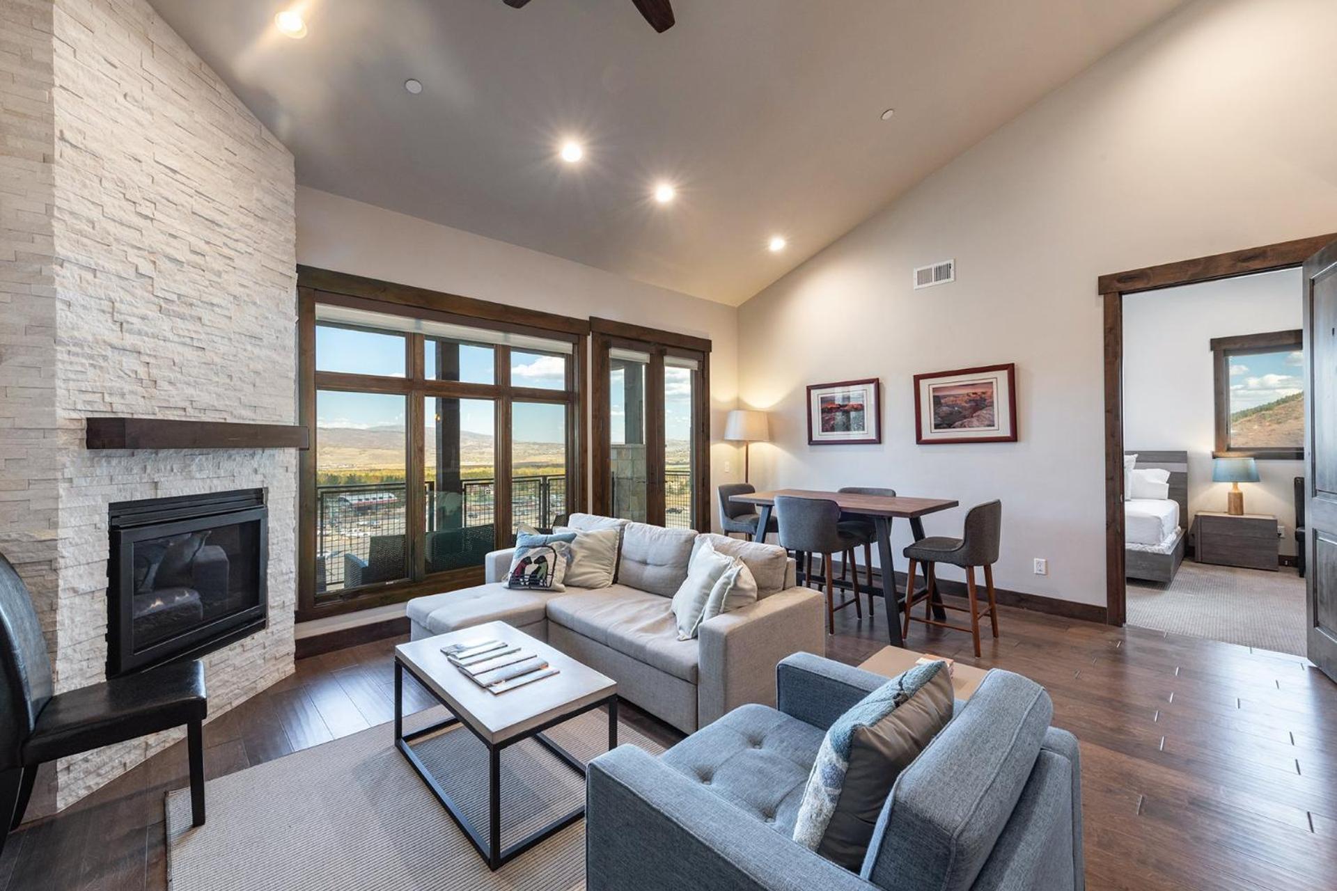 Blackstone Luxury 2Br, Walk To Skiing At Cabriolet, Mountain View, Shared Pool And Hot Tub, Gym Παρκ Σίτι Εξωτερικό φωτογραφία
